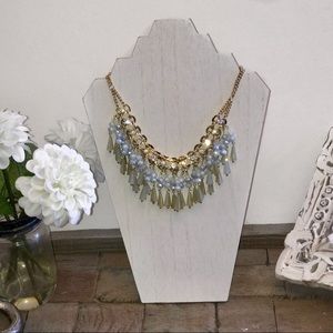 Beautiful Statement Necklace NWOT